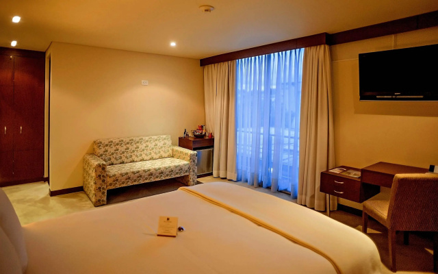 Blue Suites Hotel