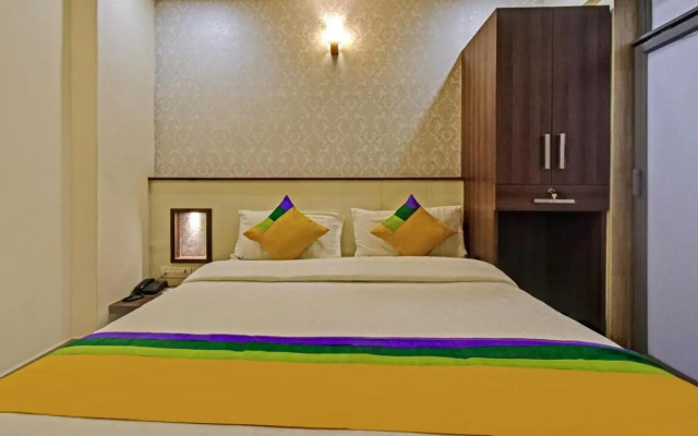 Itsy Hotels Deluxe Inn