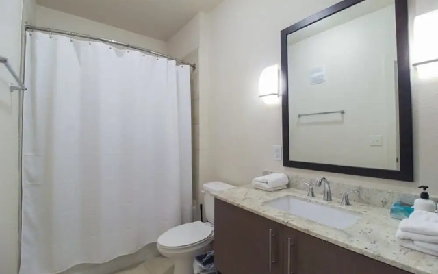 Refresh Tanglewood Spacious 1BR in Uptown Houston