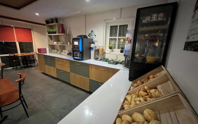 Fasthotel La Roche sur Yon Un FH CONFORT