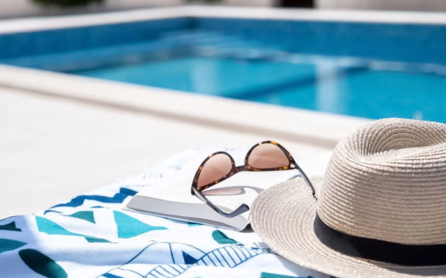 Villa 2 Pools 25951