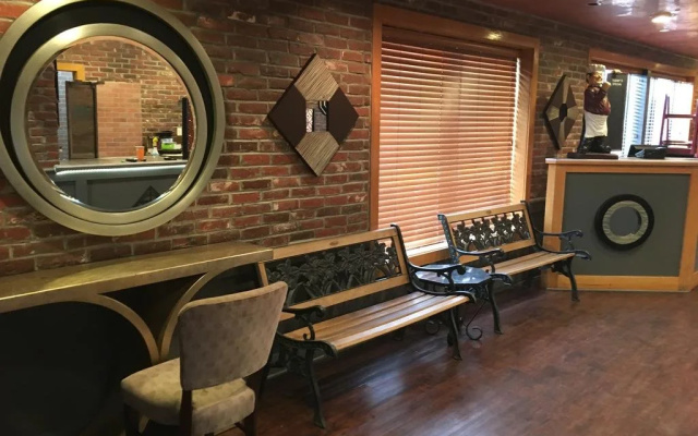 Travel Inn & Suites