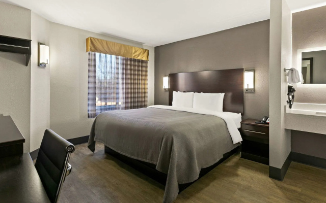 Quality Inn Lavonia I-85