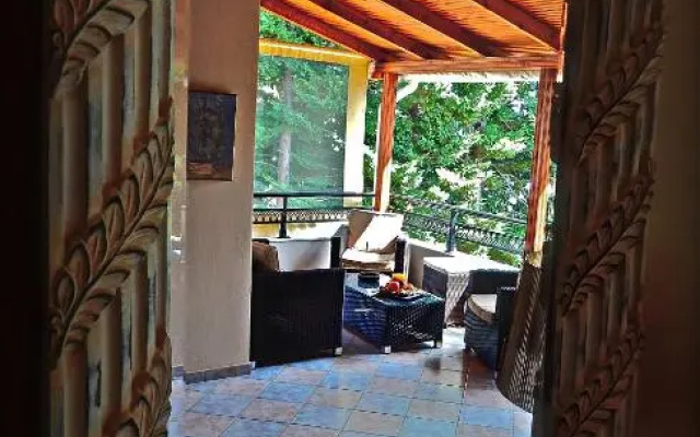 Panorama Apartments and Studios