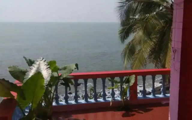 Goroomgo Om Ganesh Naik Cliff Side Guest