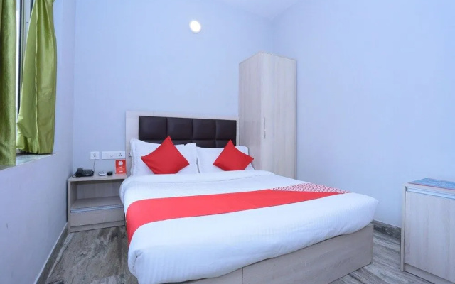 OYO Flagship 16910 Hotel Prince Palace