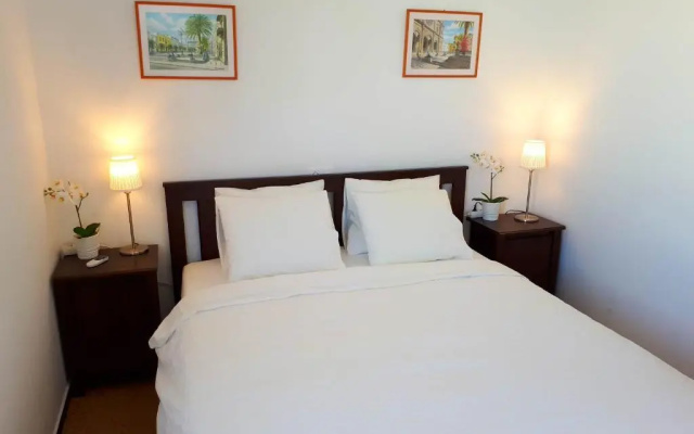 City Beach Home 60