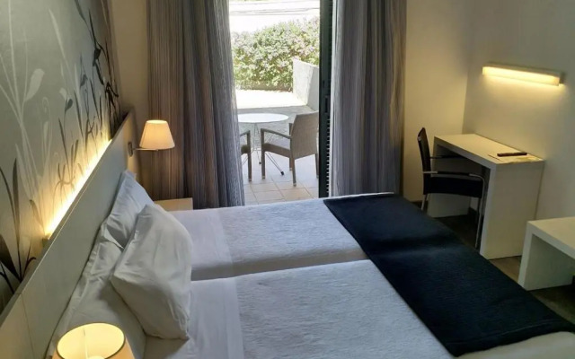 Hotel Mediterrani