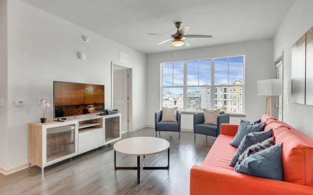 SeaWorld - Disney Apartments by NUOVO