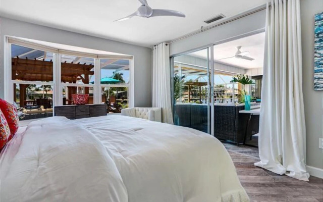 Bimini Breeze - True Waterside Living