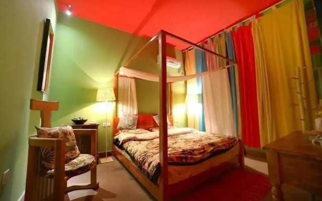 Yangshuo Yisu Xijie Hostel