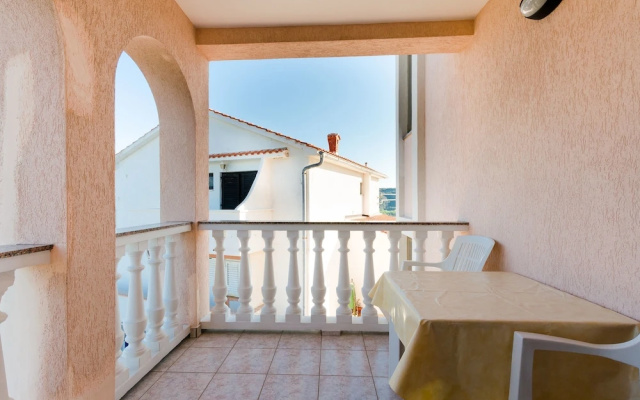 Apartments Dragan