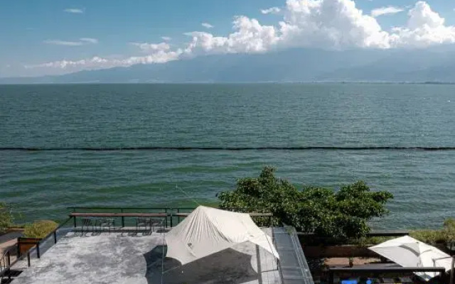 Dali Xihaimu Dui Scenic Vacation Homestay (Shuanglang)