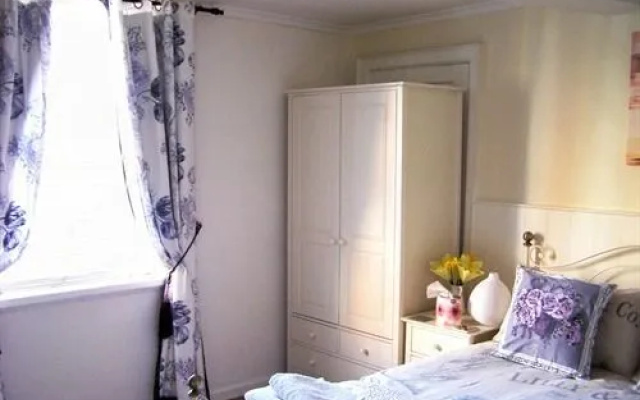 The Olde Sweet Shoppe Guesthouse