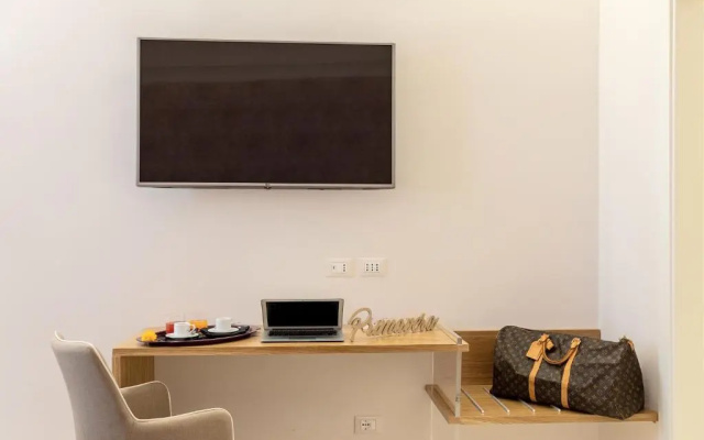 Cavour Suites Guest House