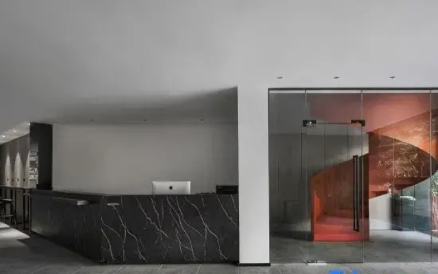 Kinmirai Gallery Hostel（Chunxi Road Taiguli store）