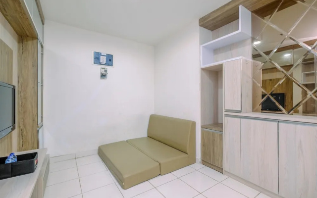 Homey And Comfy 2Br Sentul Tower Apartment