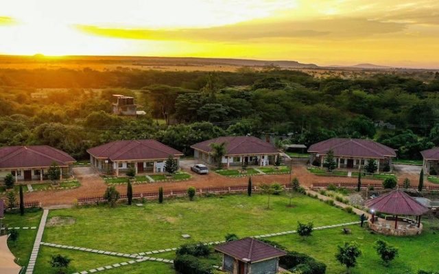 Olakira Mara Homes