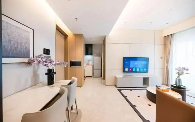 ShenZhen Platinum Collection Service Apt