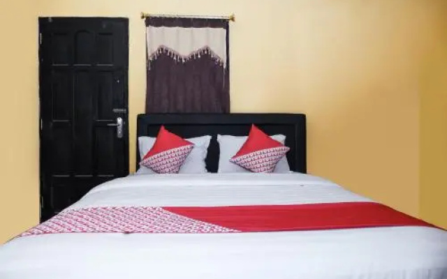 Udan Mas Guest House & Galery