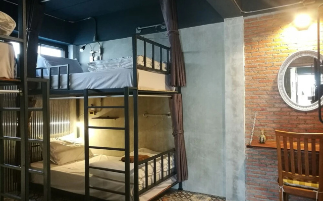 Hostel Bed Terminal