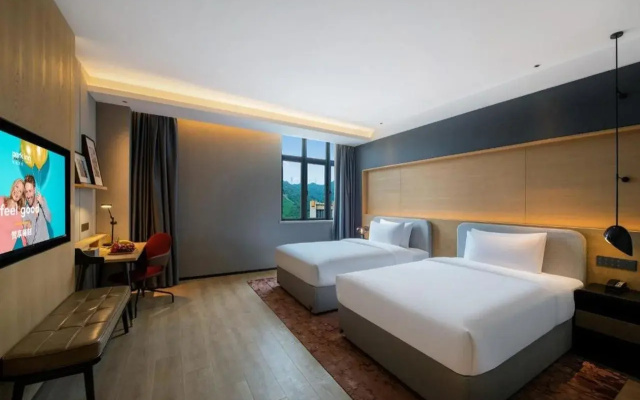 Park inn by Radisson Hotel（Gaolan Port  Zhuhai ）