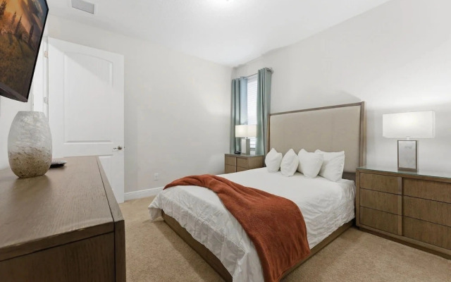 4BR Getaway, Spacious, Beautiful, Great Location