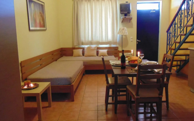 Paraktio Beach Apartments