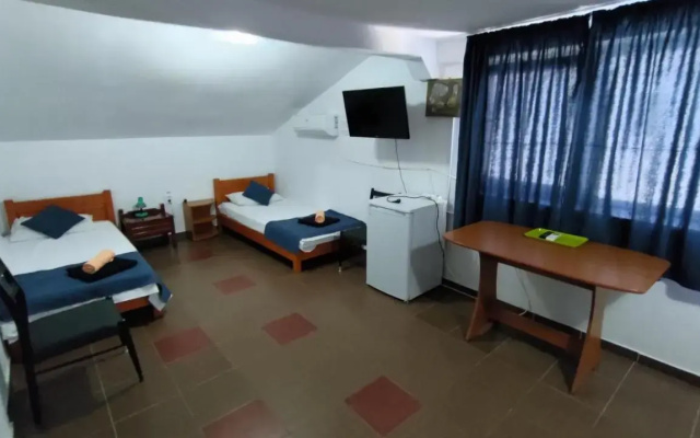 Holiday House