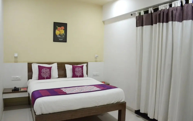 OYO 4017 Hotel Grand Ashwin 1