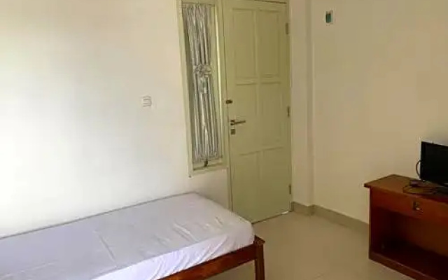 KoolKost Syariah near Universitas Kristen Indonesia Paulus (minimum stay 6 nights)