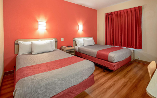 Motel 6 Anchorage, AK - Midtown