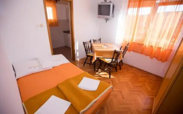 Apartments Lopar 178