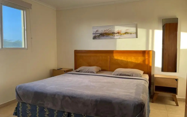 Hacienda Apartments near the beach