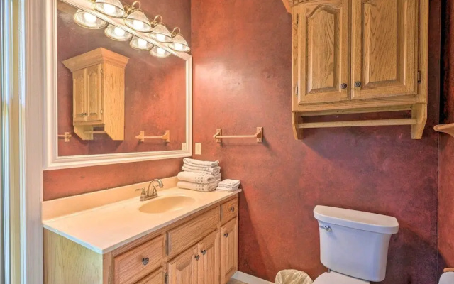 'angler's Ridge' Waterfront Family Getaway!