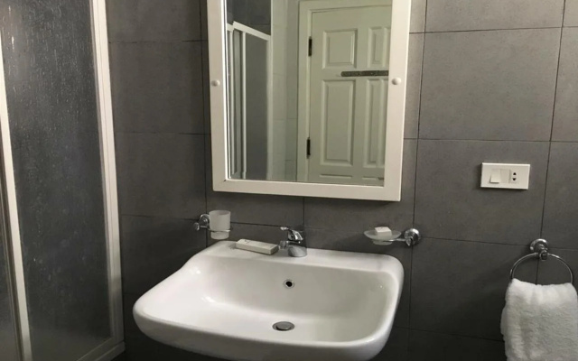 E-Just Hotel Borg El Arab