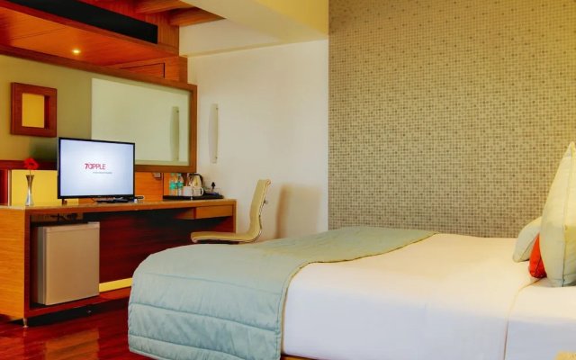 7Apple Hotel - Pune