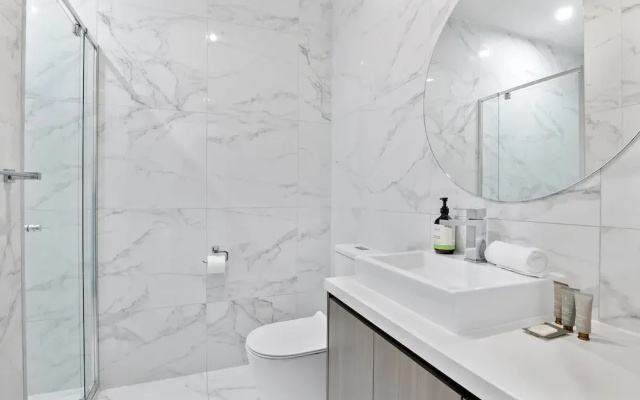 Bright 2-bed Glenroy Home With Courtyard