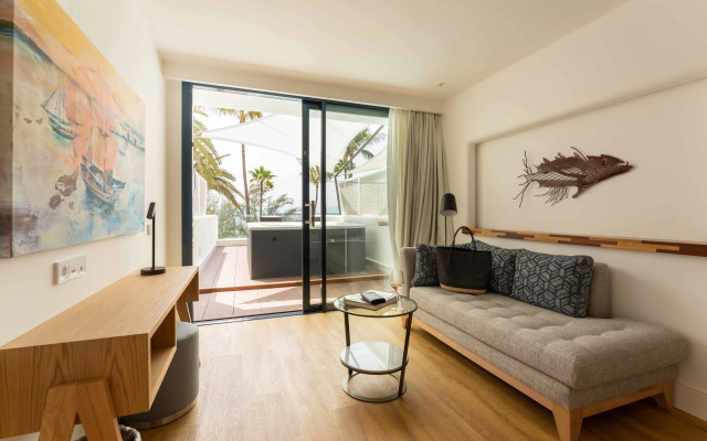 Hotel Fariones