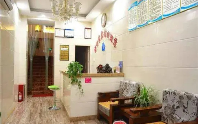 Haoyijia Express Hotel (Tongling People's Hospital)