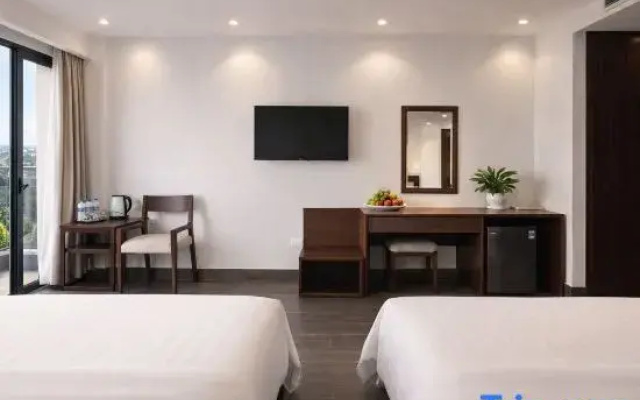 Wild Horse Hotel Hai Tien