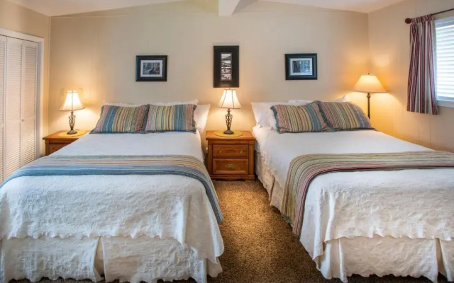 Redwood Suites
