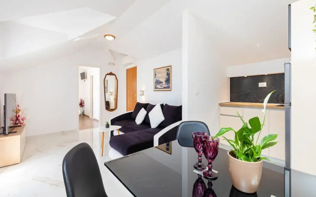Villa Ana Apartments