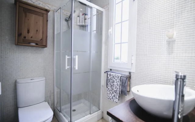 Cozy and Quiet Apartment in Town Centre