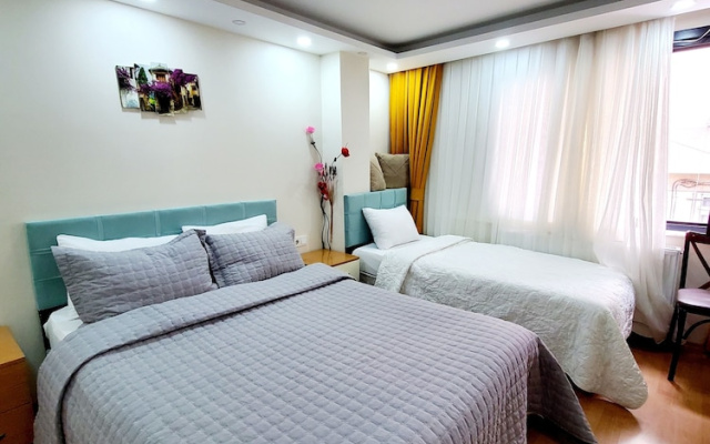 Maniz Studio Apart