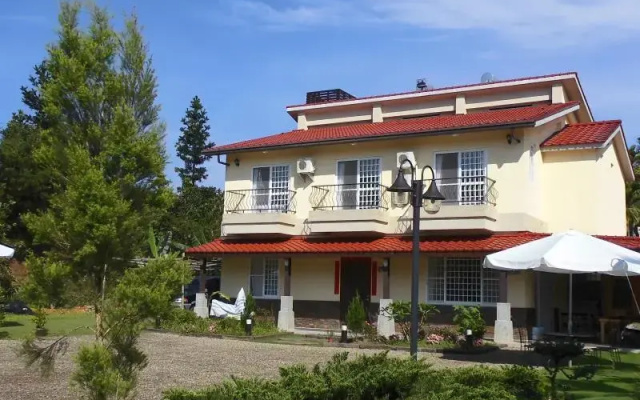 Akuei House B & B(日月潭阿貴的家)