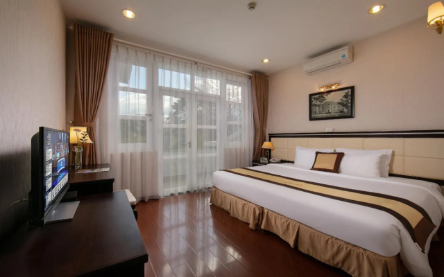 Sam Tuyen Lam Golf & Resorts