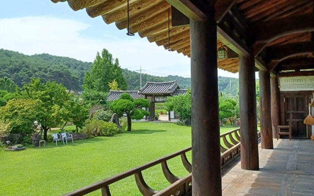 Andong Hakbong Jongtaek