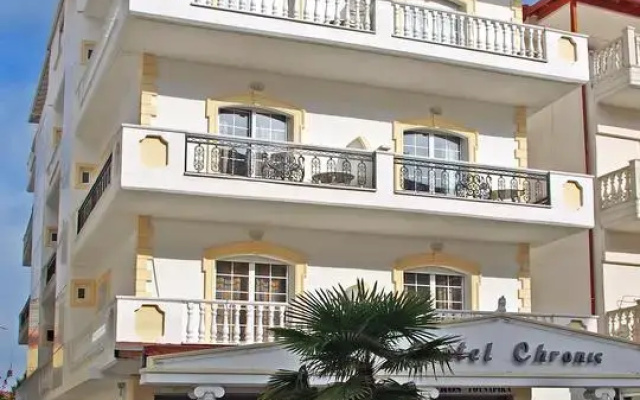 Hotel Chronis