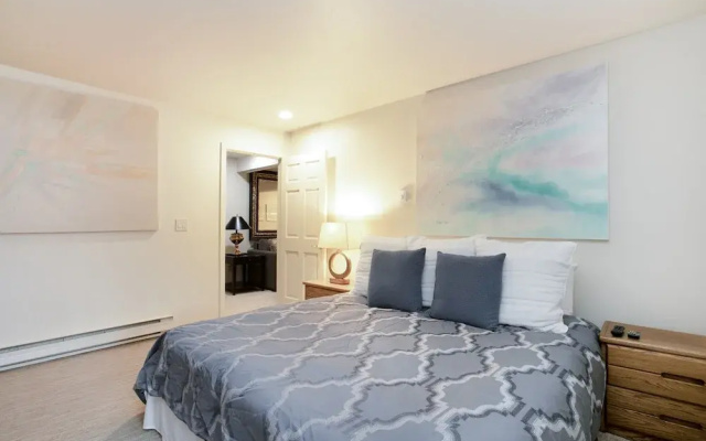 15 Chambertin Townhomes  3 Bedroom Townhouse by RedAwning
